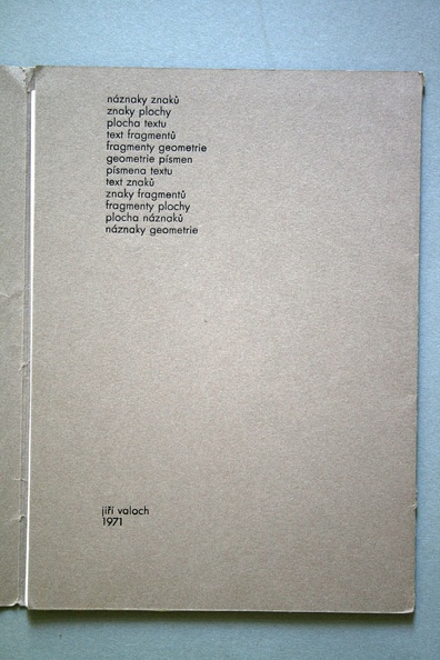 1971, Rozptýlené segmenty, 210×150 mm, obal přehyb (J. Valoch)